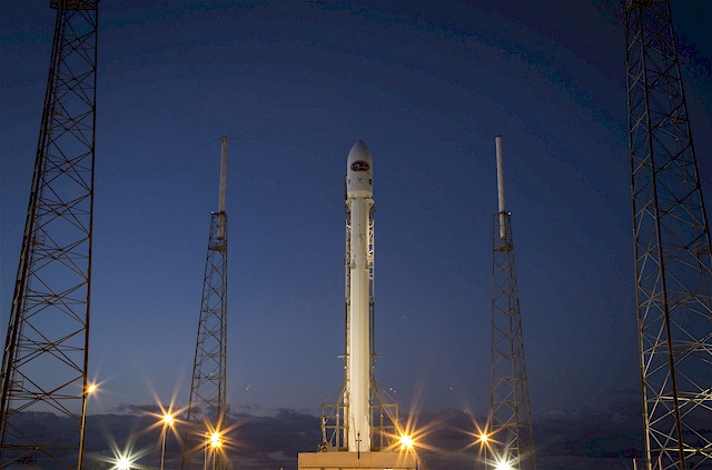 Falcon 9 mit dem Deep Space Climate Observatory (DSCOVR) Satelliten in Cape Canaveral Air Force Station zur Weltraum-Mission. (Foto: SpaceX)