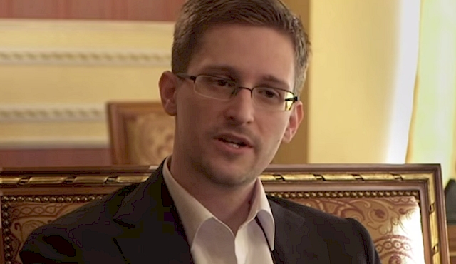 Der Whistleblower Edward Snowden nunmehr auch die Carl von Ossietzky-Medaille. (Foto: Screenshot YouTube)